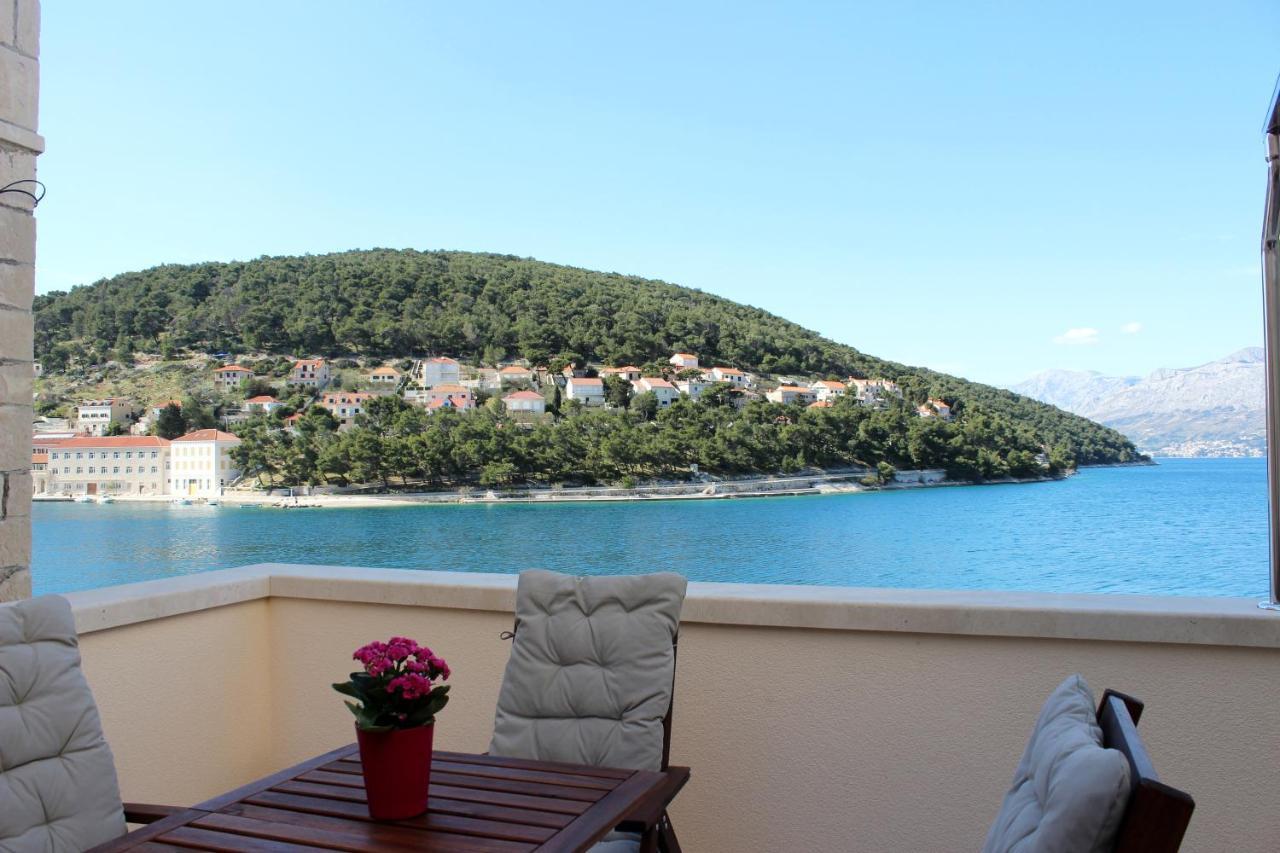The View Apartment Pucisca Exterior photo