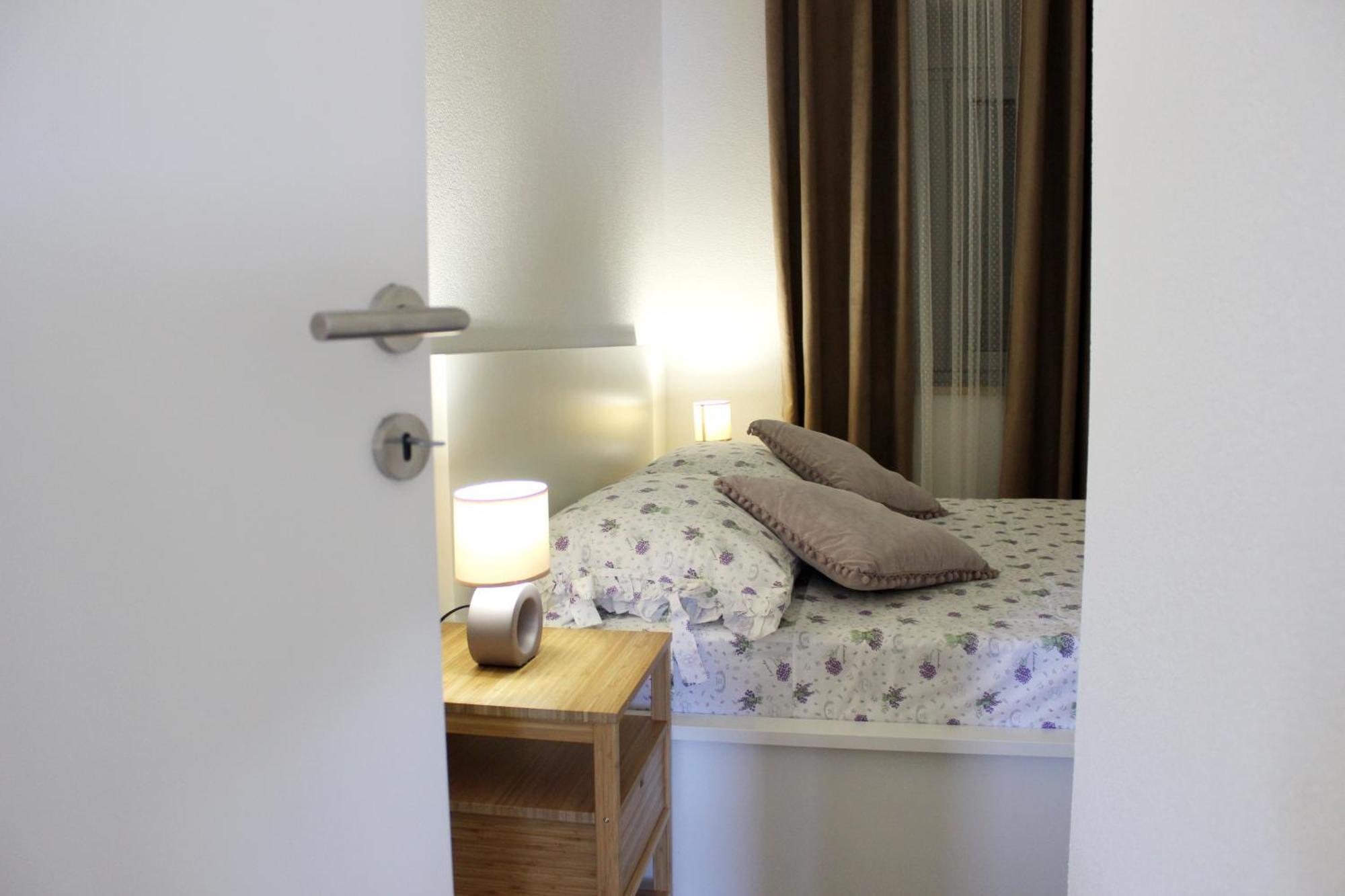 The View Apartment Pucisca Room photo